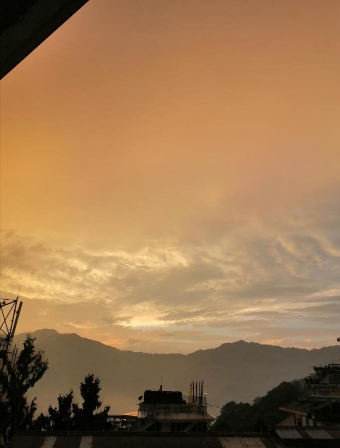 Hotel Nindik Gangtok Esterno foto